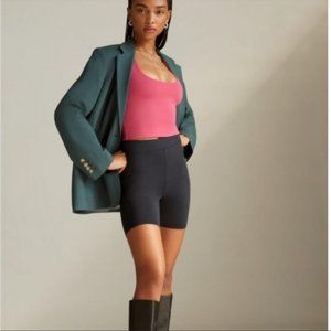 Aritzia Babaton Black Contour Shorts